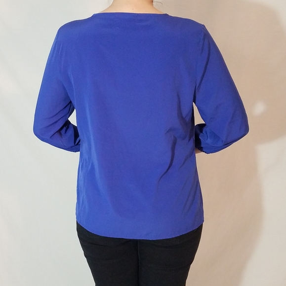 Beautiful woman's blouse! - Picture 5 of 7